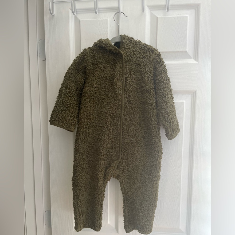 New With Tags Organic Cotton Sherpa Hooded Bunting | Olive Green | 18 Months